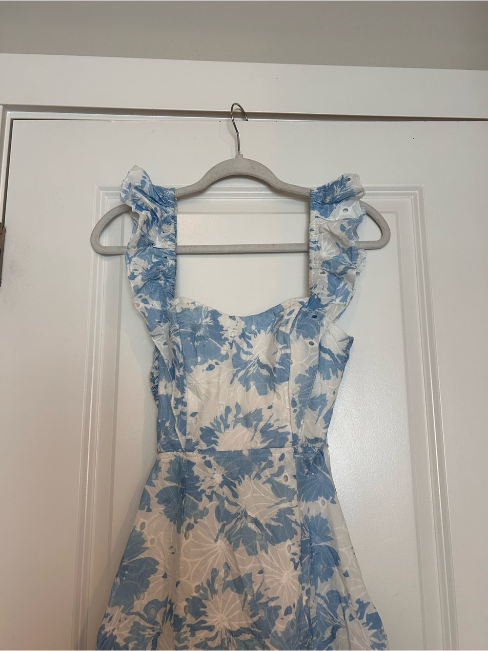 Anisha Mini Dress in Light Blue and White S - Picture 5 of 9